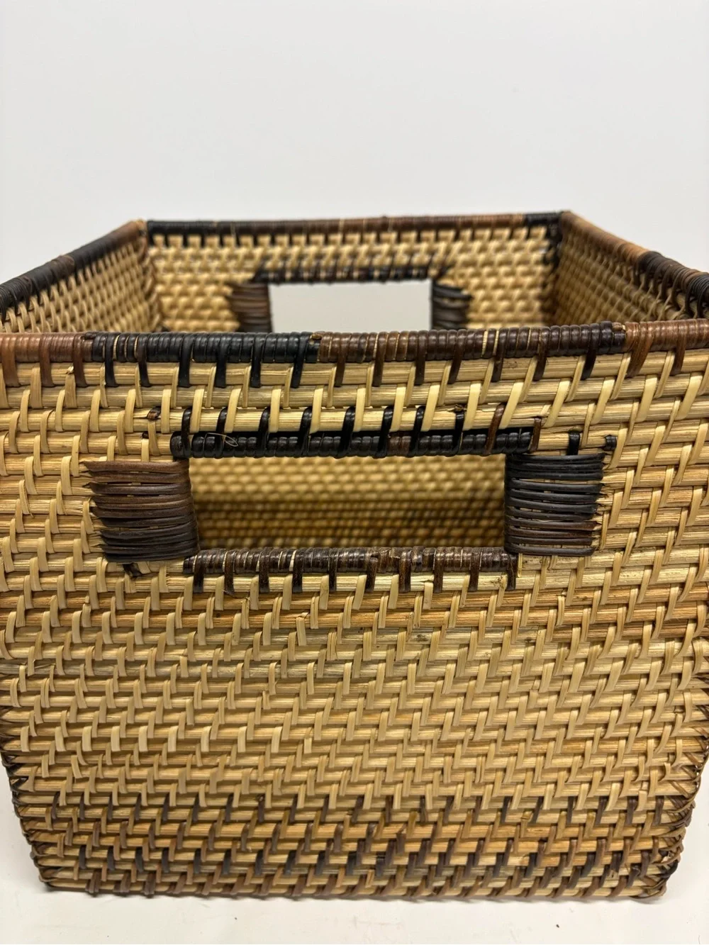 Woven Seagrass Storage Bin Basket with Handles - Natural Brown 10x10x10